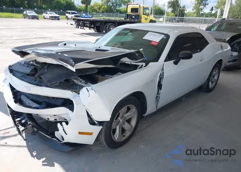 2013 Dodge Challenger Sxt z USA, uszkodzony, nr VIN 2C3CDYAG5DH648709